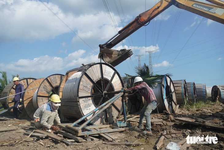 base64-17321503590751817331516 Chạy đua làm đường dây truyền tải giải tỏa công suất nhiệt điện Nhơn Trạch 3&4 - Ảnh 1.